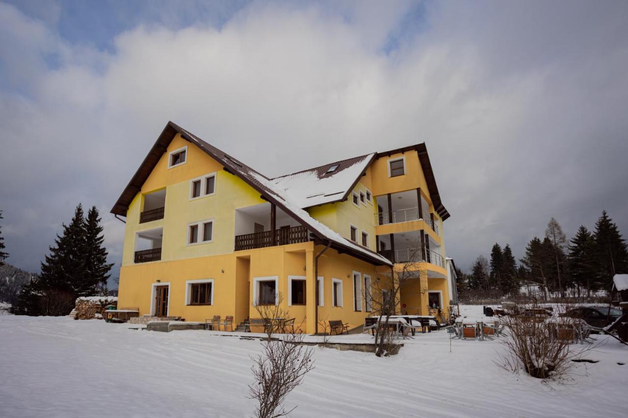 Pensiunea Valurile Bistritei Vatra Dornei Exterior photo